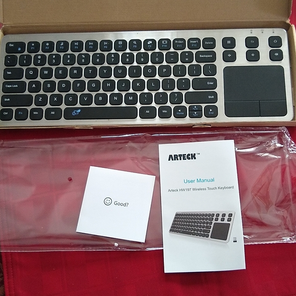 Artec wireless touch keyboard - Picture 1 of 7